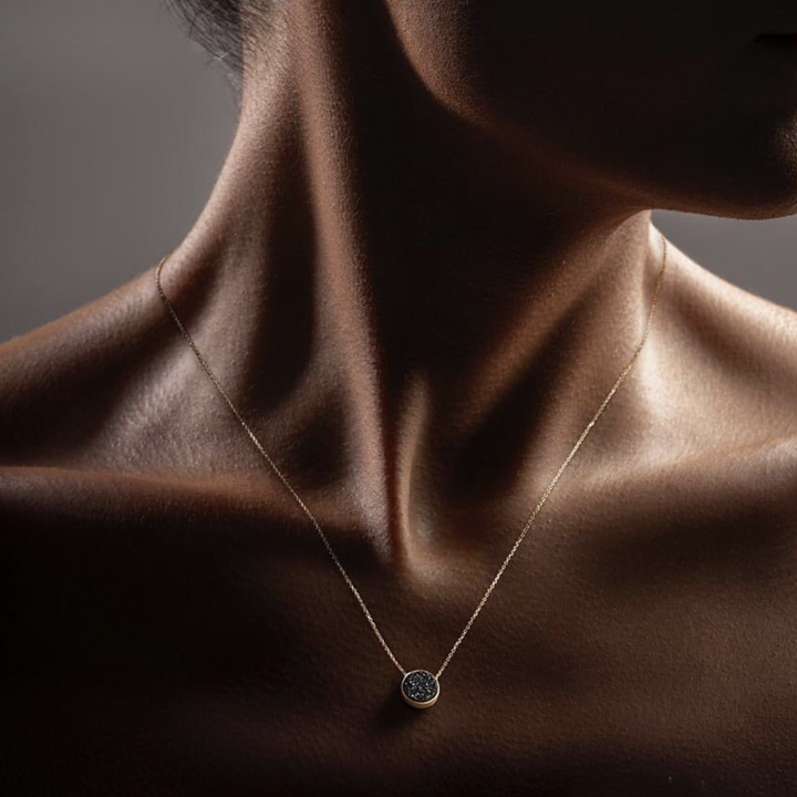 Moon Necklace Gold | 18K Gold Jewelry for women | Masistes